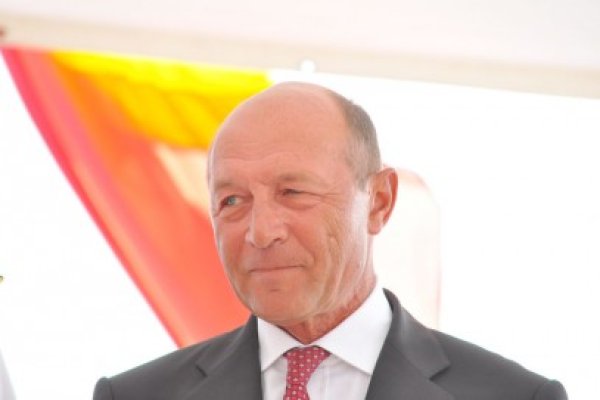 Băsescu, atac la Guvern: E strigător la cer cum a sabotat agricultorul român